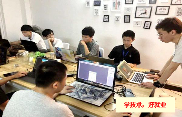 广州市白云工商技师学院移动互联网应用技术专业简介