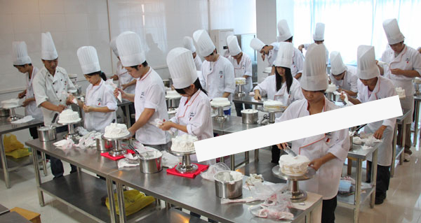 广州白云工商技师学院烹饪（烘焙技术与经营管理）专业