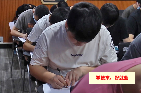 广州市白云工商技师学院电竞赛事策划方案的编写