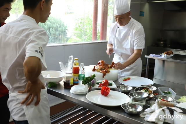 烹饪粤菜与酒店管理
