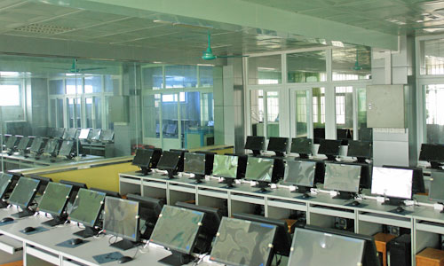 广州白云技师学院电子设计实验室