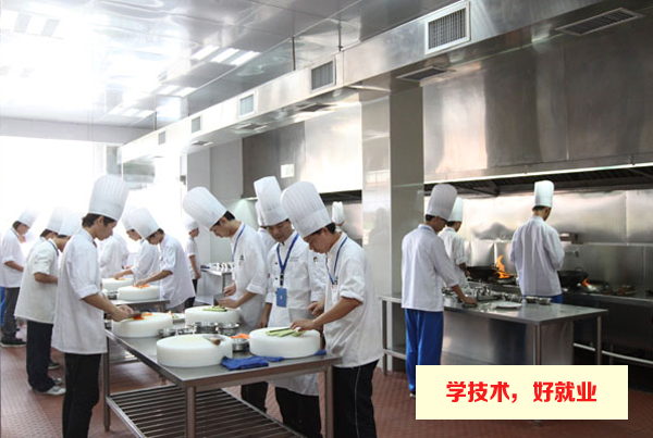 广州白云工商技师学院美食烹饪实训场室