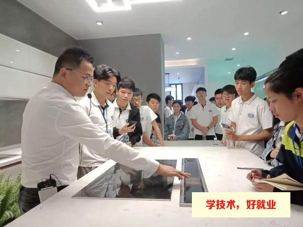 2021广州市场营销学校排名-广州市场营销专业哪个学校好？