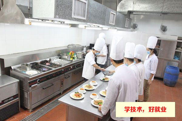 广州市白云工商技师学院西餐烹饪实训室