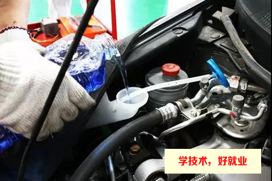 广州白云工商技师学院高级汽车机电维修工