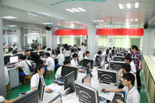 广州市白云工商技师学院信息技术实训场室