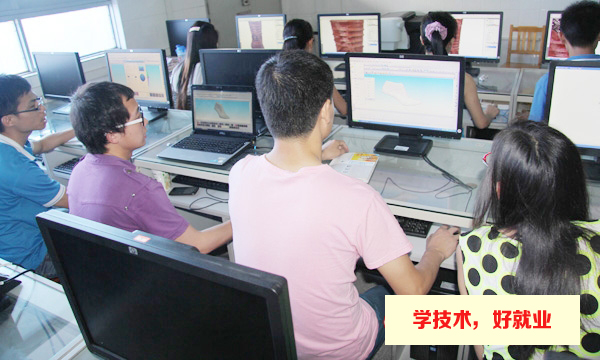 广州市白云工商技师学院皮具设计实训场室