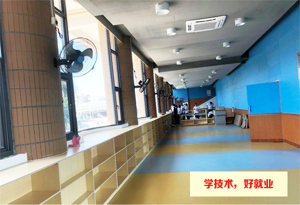 广州白云工商技师学院幼儿教育实训场室