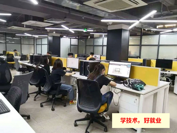 广州白云工商技师学院计算机程序设计专业介绍