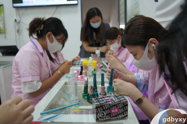 2023广东有哪些化妆专业的技校