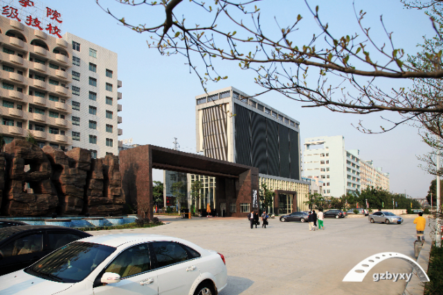 广东白云工商高级技工学校职中_聚集名师品牌知名度高插图1